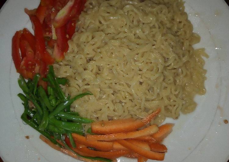 Recipe of Appetizing Indomie noodles with assorted veggies