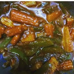A picture of Mixed veggies stew.