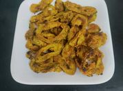 A picture of crispy karela (bitter gourd