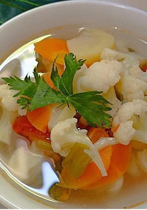 Foto resep Sop Kembang Kol Kentang Wortel
