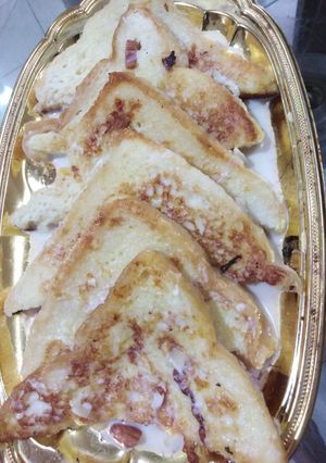A picture of Shahi tukra.