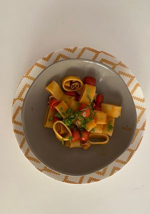 Calamarata mit Tintenfisch und Kirschtomaten 🦑🍅 Rezepthauptbild