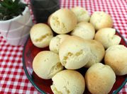 Una foto de pan de yuca