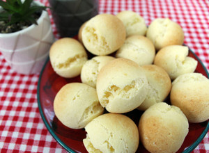 Foto principal de Pão de queijo (Pan de queso)