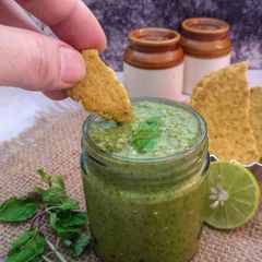 A picture of Gooseberry chutney.