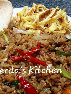 Foto resep Nasi Goreng Kornet dan Telur Dadar Mayonaise ala Teteh Tyas