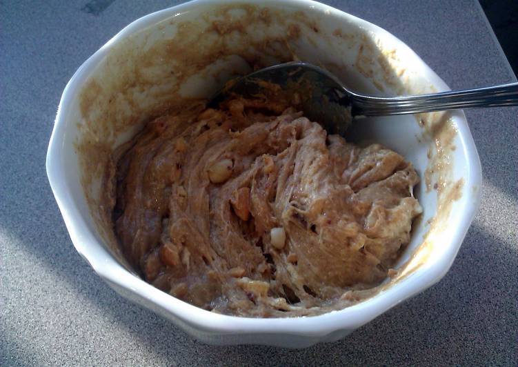 Peanut Butter Pumpkin Guts (not real pumkin guts)