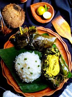ইলিশ পাতুরি (illish paturi recipe in bengali) রেসিপির প্রধান ছবি