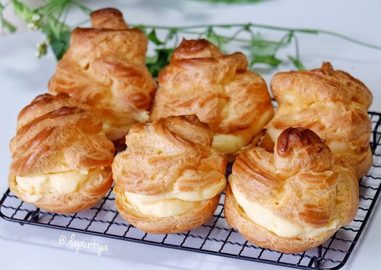 Soes / Choux with Vla Napoleon