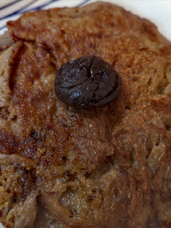 Una foto de Panqueques de plátano, avena y guindones