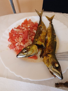 Una foto de Caballas con picadillito