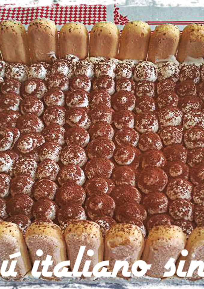 Una foto de Tiramisú italiano sin huevo