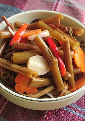 Hình của món Rau muống chua ngọt.