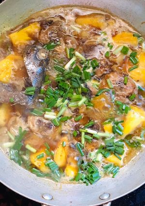 Hình của món Cá ngừ kho thơm.