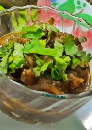 A picture of Green Schezwan Chutney.