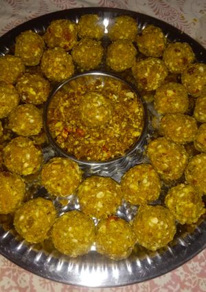 डॉयफ्रुट्स के लड्डू(dryfruits laddu recipe in hindi) रेसिपी मुख्य फोटो