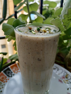 சப்போட்டா மில்க் ஷேக் (Sappotta milkshake recipe in tamil) செய்முறை முக்கிய புகைப்படம்