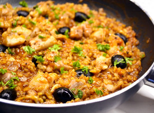 Csirkés bulgur egytálétel recept fotója