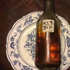 A picture of California Farm Fresh Thick Sweet Soy Sauce: Ketjap Manis.