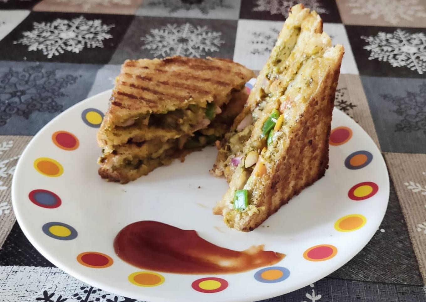 Cheesy Grill Sandwich