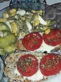 Milanesas de berenjena con ensalada de chaucha huevo y choclo
