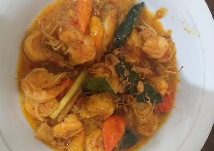 Udang bumbu balado