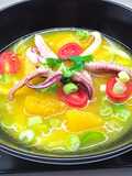 Gazpacho di arance e lime piccante con calamari