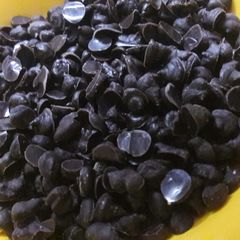 A picture of Chocolate chips.