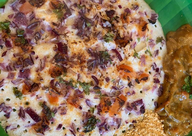 Step-by-Step Guide to Prepare Speedy Pizza style Onion and Tomato Uthappam