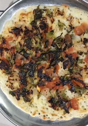 ઉત્તપમ (Uttapam Recipe In Gujarati) રેસીપી મુખ્ય ફોટો