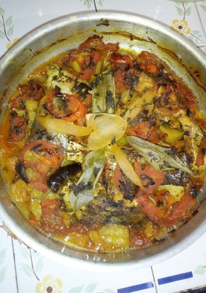 صورة لوصفة طاوة الحوت 🥘 ….                 (سمك الكوربينا /تاسرغالت بالخضار 🥕🥔🍅)
