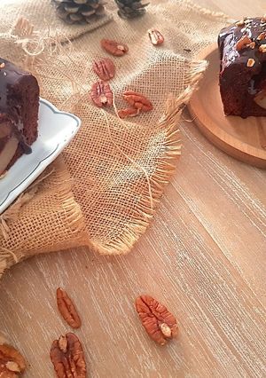 Une photo de CAKE POIRE & CHOCOLAT – Sans beurre, ni sucre raffiné –