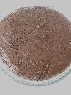 Una foto de Bizcocho casero relleno de chocolate