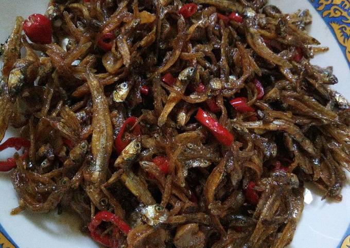 Resep Ikan Teri Kering Asam Manis Bumbu Sederhana Oleh Indra Dewi Rosari Cookpad