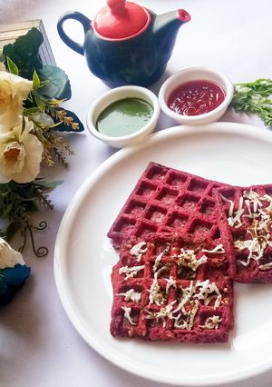 नवरत्न वफल्स (Navratan Waffles recipe in Hindi) रेसिपी मुख्य फोटो