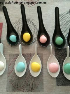 Una foto de Esferifiación Inversa de Yogur griego