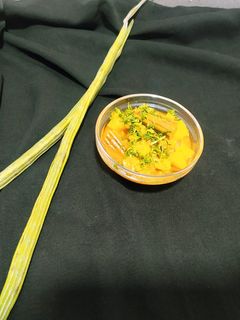 સરગવા નુ શાક (Sargva Shak Recipe in Gujarati) રેસીપી મુખ્ય ફોટો