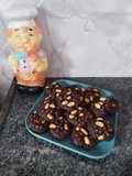 Bizcochitos de chocolate con maní y chispas 🍪🥜🍫