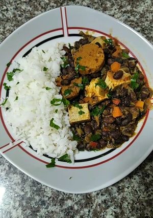Una foto de Feijoada vegana -mi versión- :)