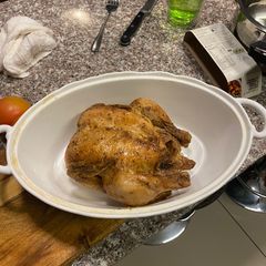 A picture of Full chicken.