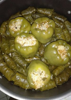 صورة لوصفة محشي ورق عنب و فلفل