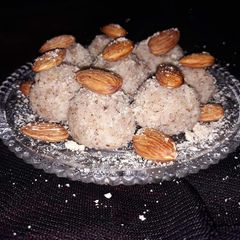 A picture of Coconut Laddooooo.