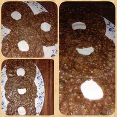 A picture of Sabudana ragi thalipeeta.