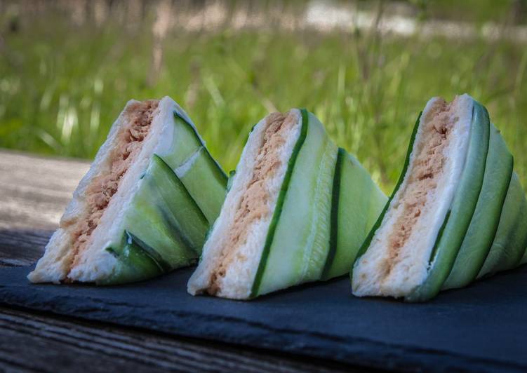 Mini-sandwiches thon concombre