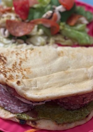 A picture of Pijali Wrap copycat.
