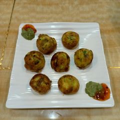 A picture of Dal palak pops.