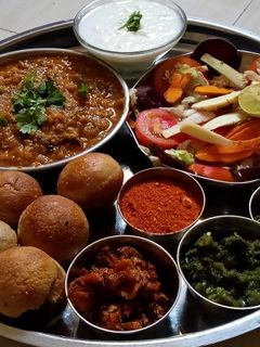 ચાપડી ઉંધીયું(Chapdi Undhiyu Recipe in Gujarati) રેસીપી મુખ્ય ફોટો