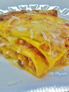Foto di Come fare il roux, la besciamella senza grumi e il tradizionale ragù alla bolognese