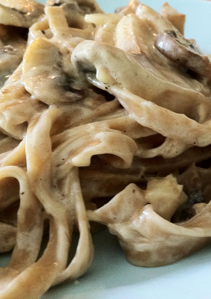 Una foto de Pasta con salsa de champiñones ligera