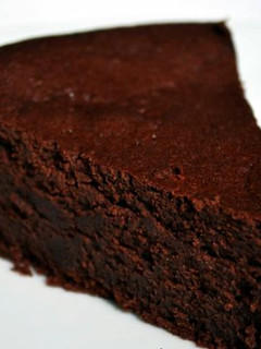 Una foto de Tarta de chocolate apta para diabéticos y sin harina